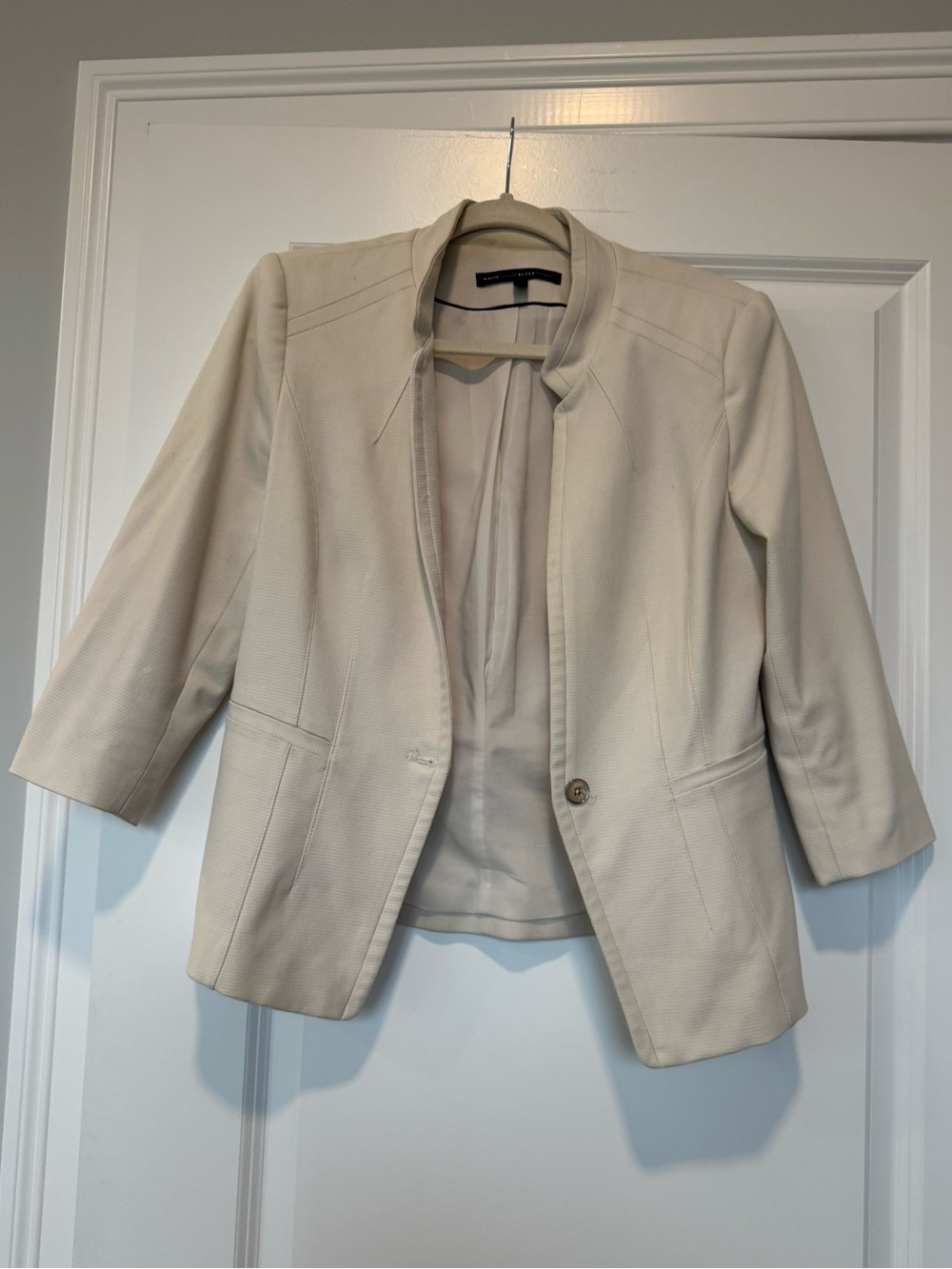 White House Black Market Cream Collarless Single-Button Blazer
